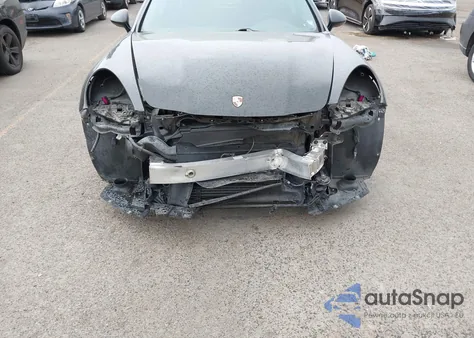 2010 Porsche Panamera 4S/S z USA, uszkodzony, nr VIN WP0AB2A72AL064952